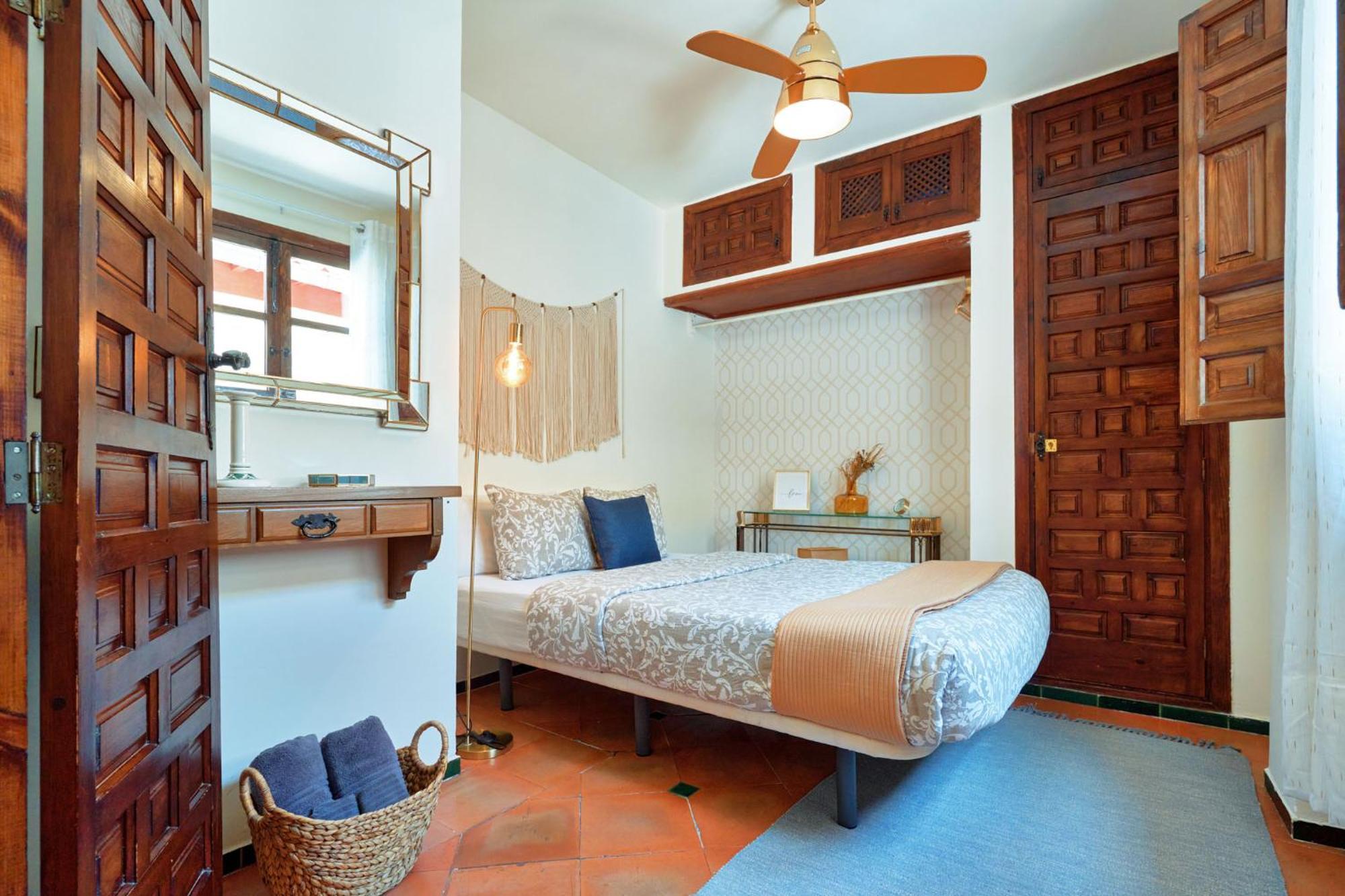Anali - Hostatel Apartment กรานาดา ภายนอก รูปภาพ